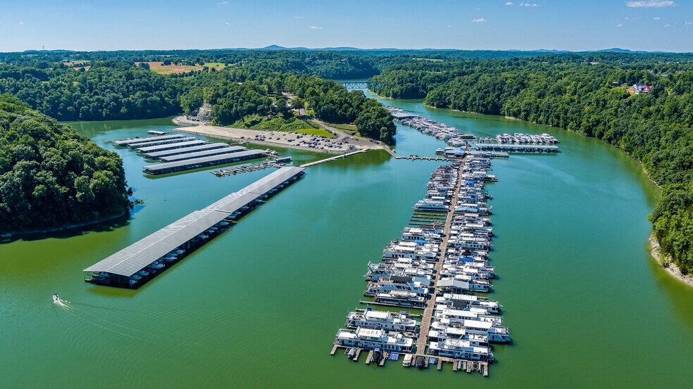 Primary Photo Of 451 Lees Ford Dock Rd, Nancy Hotel For Sale