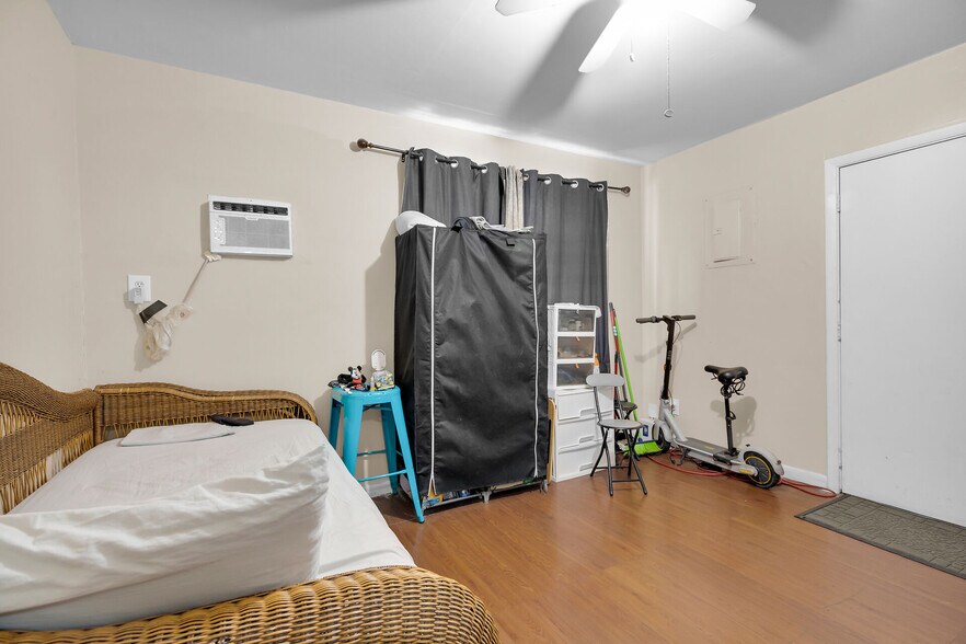 More Photos Of 912 Pohalski St, Key West Multifamily For Sale