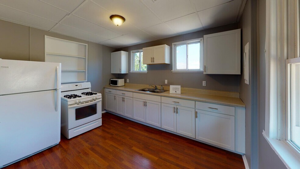 More Photos Of 3098 Woodland Rd, Ambridge Multifamily For Sale