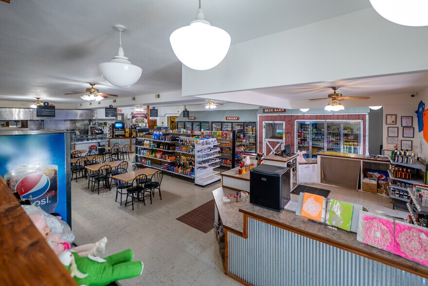 More Photos Of 4634 Highway 185, New Haven Freestanding For Sale