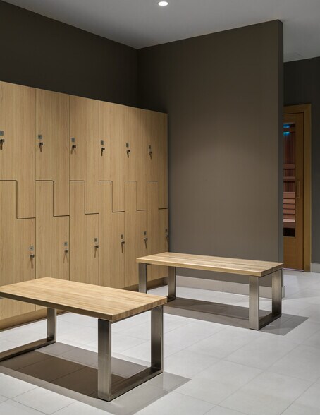 More Photos Of 401 N Ervay St, Dallas Office Residential For Lease