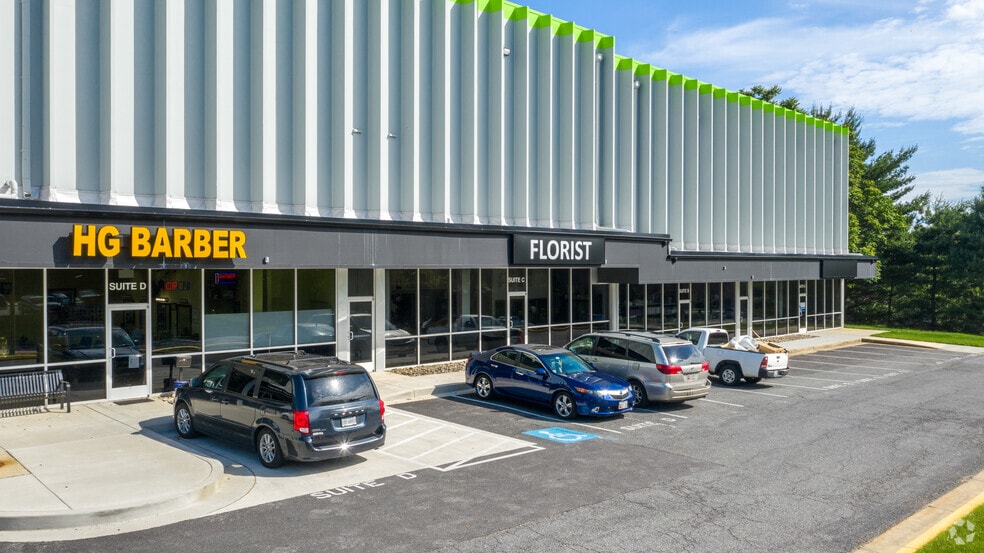 More Photos Of 6655 Dobbin Rd, Columbia Warehouse For Lease