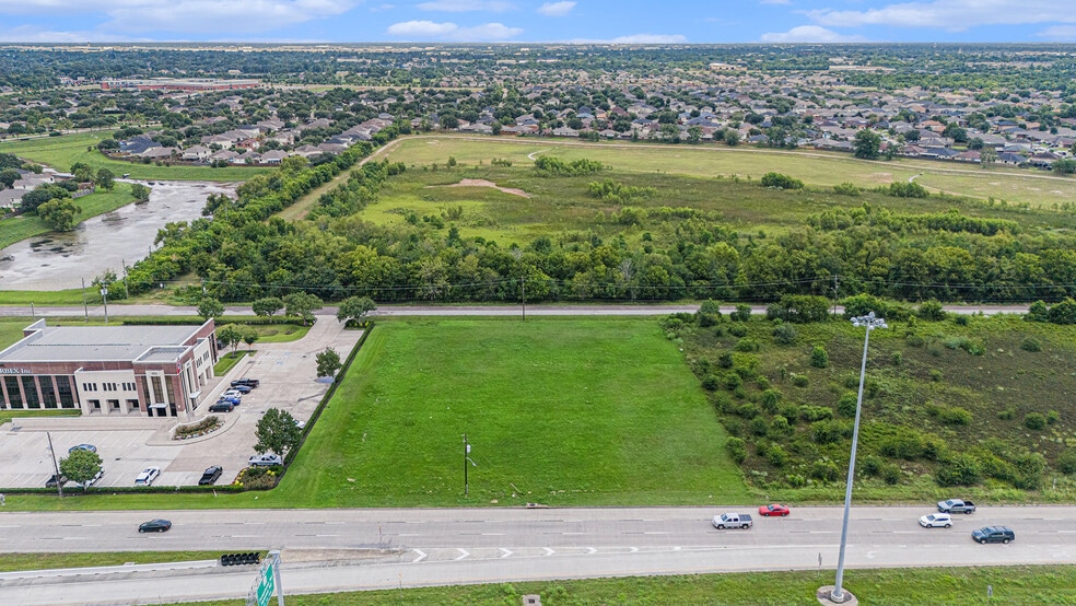 More Photos Of 8521 S Sam Houston Pkwy, Houston Land For Sale