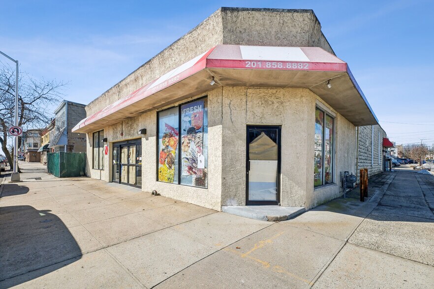 Primary Photo Of 1033 Broadway, Bayonne Storefront For Sale