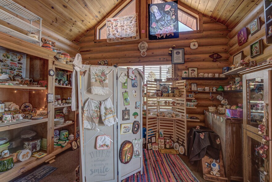 More Photos Of 102 E Main St, Payson General Retail For Sale