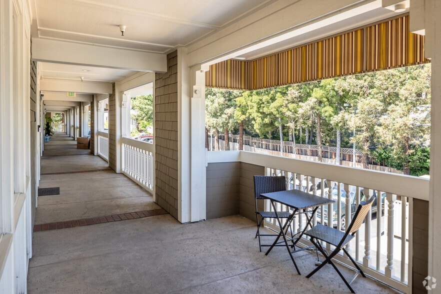 More Photos Of 20 S Santa Cruz Ave, Los Gatos Office Residential For Lease