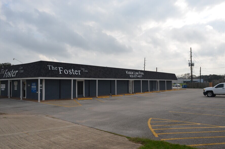More Photos Of 7838 Highway 90A, Sugar Land Office For Sale