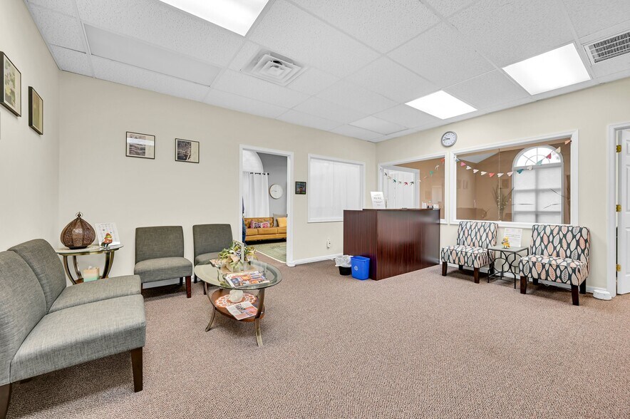 More Photos Of 21 Orchard St, Denville Medical For Lease