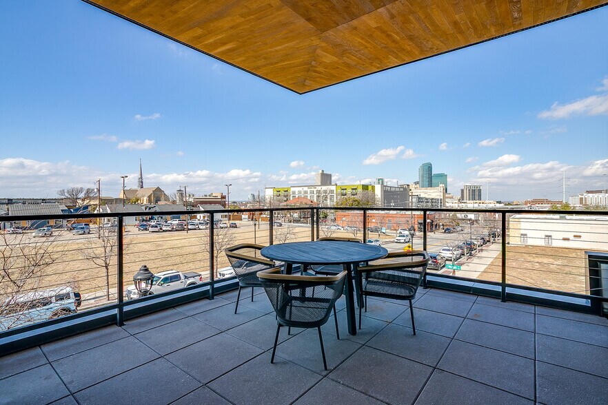 More Photos Of 451 S Main St, Fort Worth Office For Lease