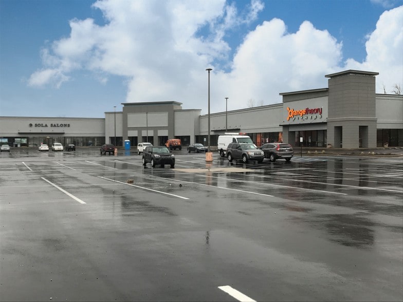 Primary Photo Of 1675 W Smith Valley Rd, Greenwood General Retail For Lease