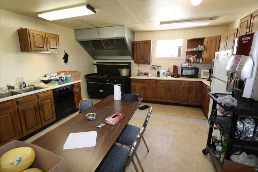 More Photos Of 220 Main St E, Ashland Office For Sale