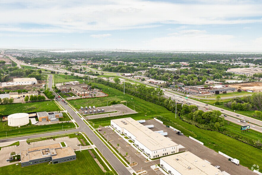 More Photos Of 5004-5048 Tradewinds Pky, Madison Unknown For Lease