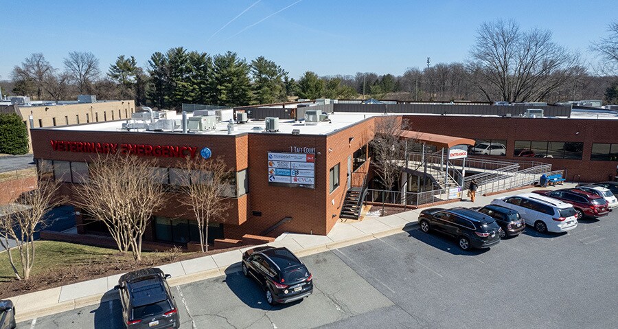 More Photos Of 1 Taft Ct, Rockville Veterinarian Kennel For Lease
