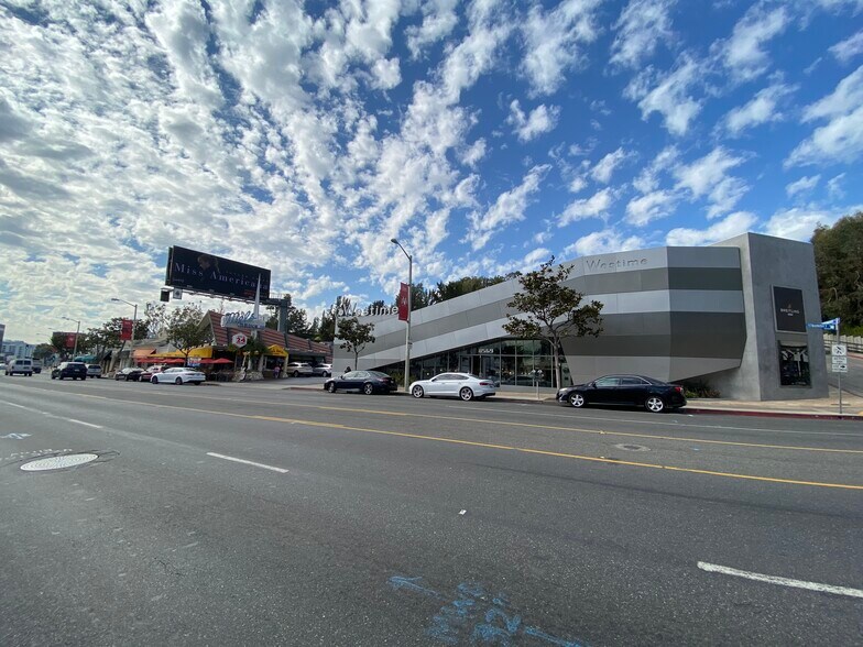 More Photos Of 8569 W Sunset Blvd, West Hollywood Freestanding For Lease