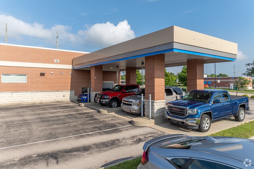 More Photos Of 8115 Highland Pointe Dr, West Chester Bank For Sale