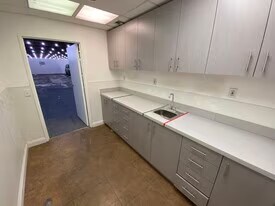 More Photos Of 1490 6th St, Coachella Medical For Lease