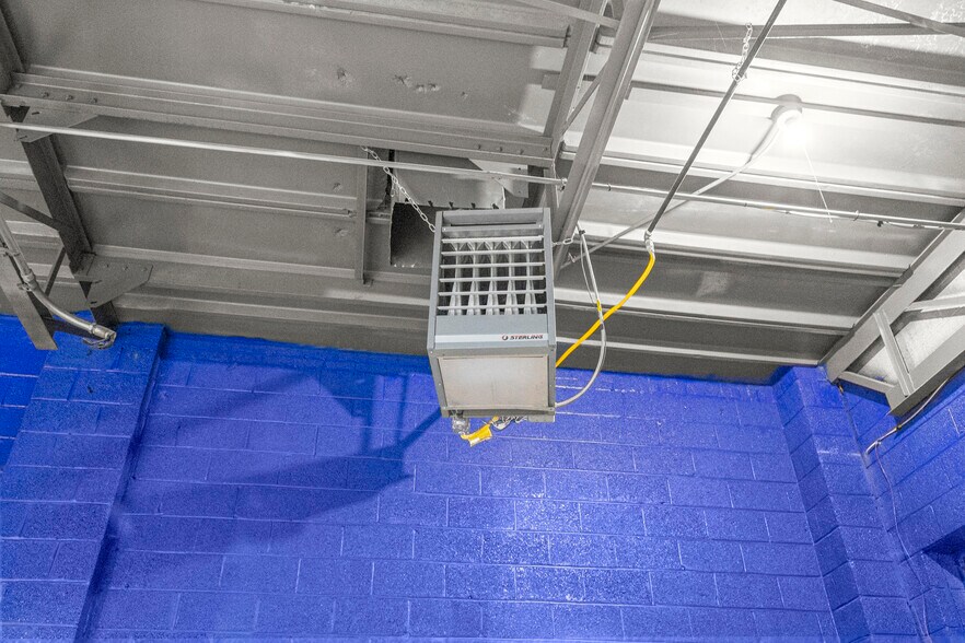 More Photos Of 12950 Lyndon Ave, Detroit Warehouse For Lease