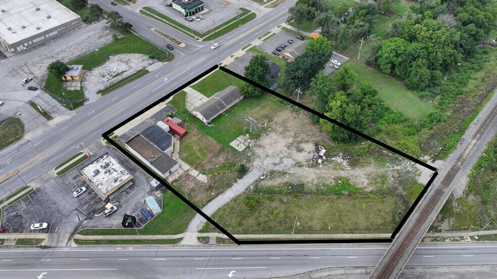 More Photos Of 11510 Blue Ridge Blvd, Kansas City General Retail For Sale
