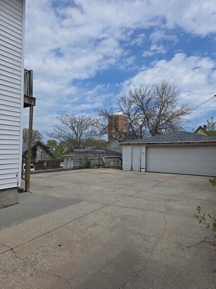More Photos Of , Milwaukee Multifamily For Sale