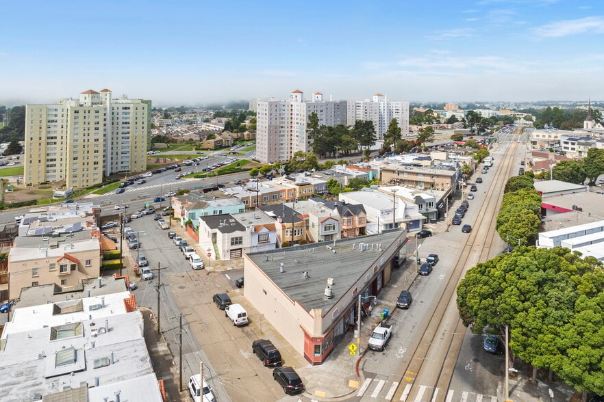 More Photos Of 4089-4099 19th Ave, San Francisco Storefront Retail Office For Lease