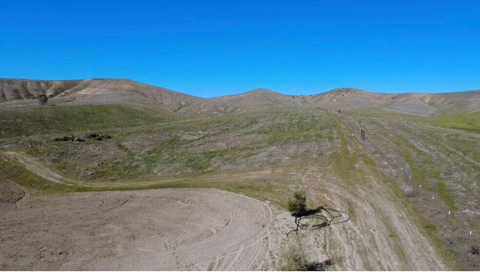 More Photos Of Tarina Ct @ Breckenridge & Comanche, Bakersfield Land For Sale