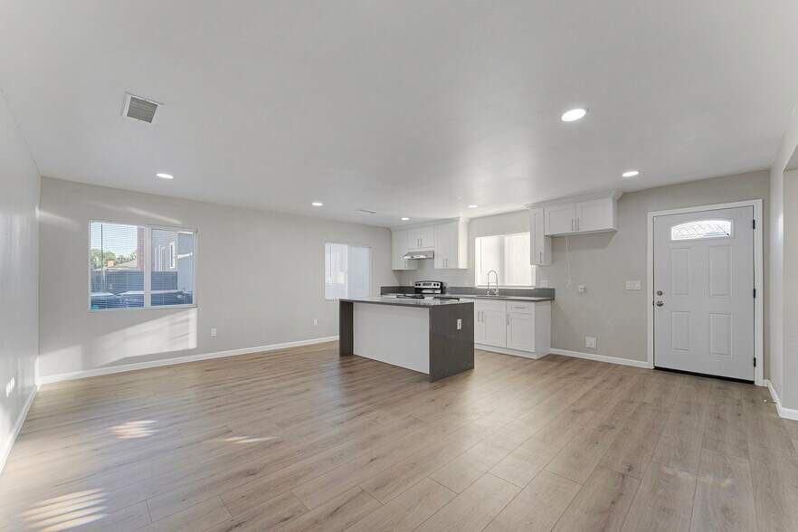 More Photos Of 805 S 10th St, Montebello Multifamily For Sale