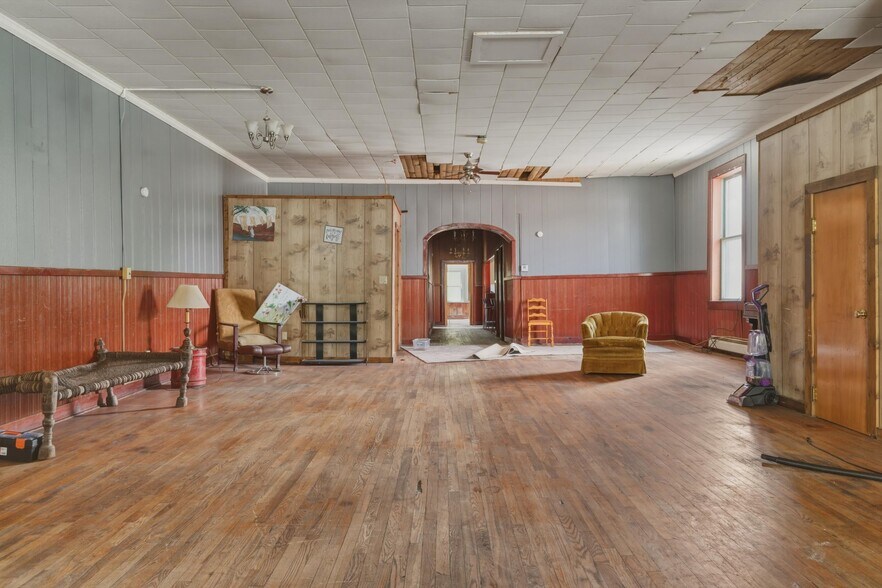 More Photos Of 143 Broadway, Fort Edward Storefront Retail Office For Sale