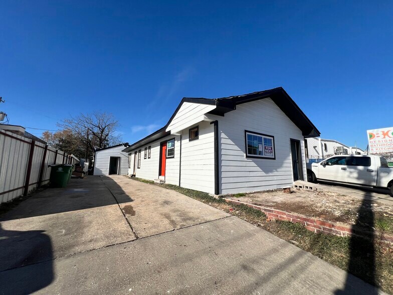 Primary Photo Of 1426 Telephone Rd, Houston Multifamily For Sale