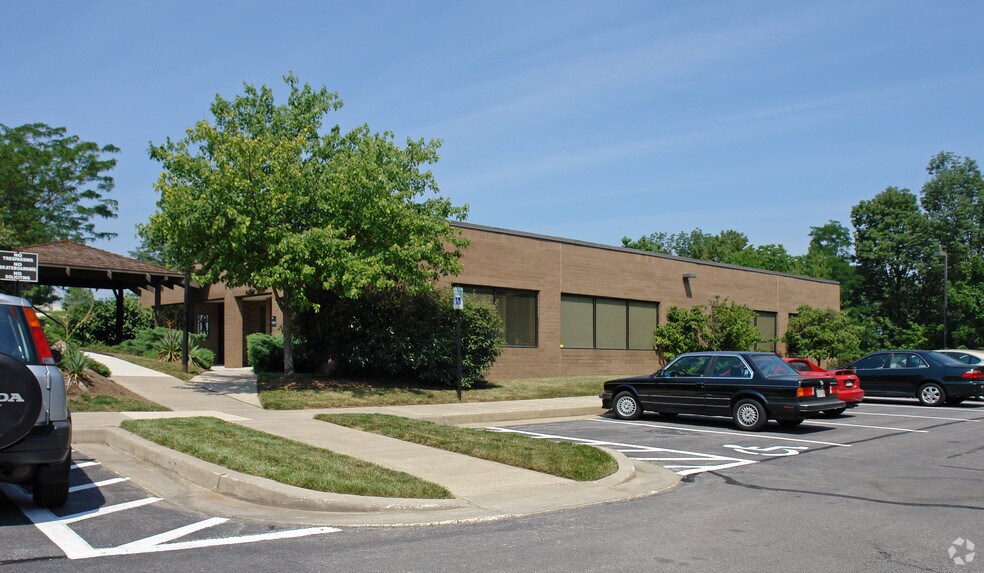 More Photos Of 10151 York Rd, Cockeysville Unknown For Lease