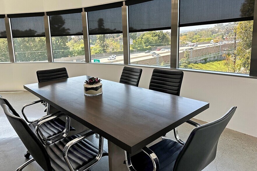 More Photos Of 500 S Sepulveda Blvd, Los Angeles Coworking Space