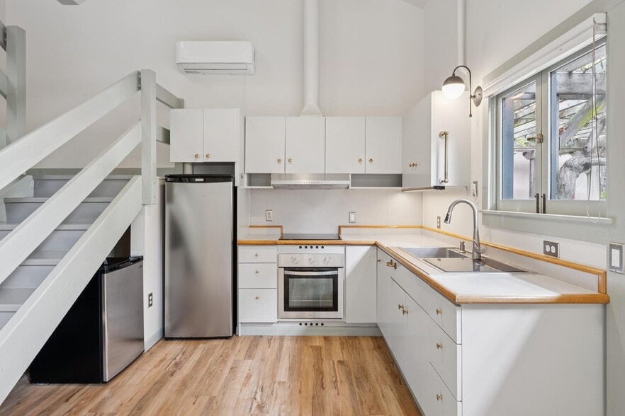 More Photos Of 253 S 25th St, Richmond Flex For Sale