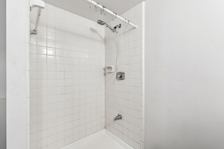 More Photos Of , Brandon Office For Sale