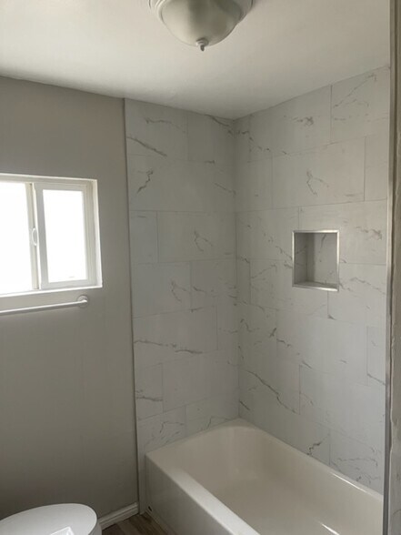 More Photos Of 239 W Cleveland Ave, Las Vegas Apartments For Sale