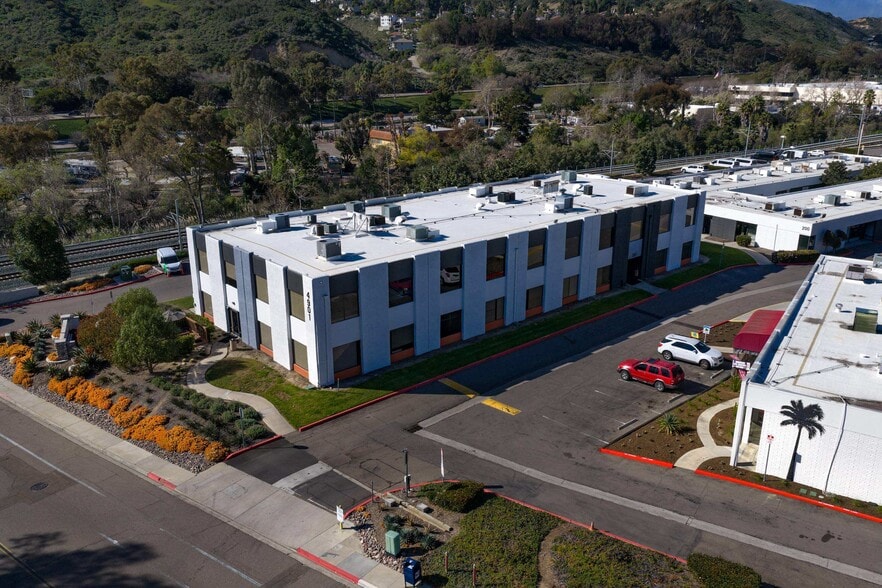 More Photos Of 4901-4907 Morena Blvd, San Diego Unknown For Lease