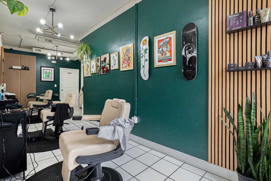 More Photos Of 5218-5220 W 25th Ave, Edgewater Apartments For Sale