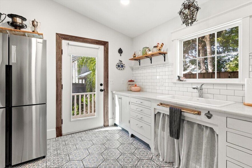 More Photos Of 16 Locust St, Saint Augustine Specialty For Sale