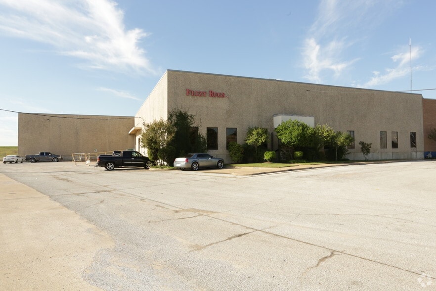 Primary Photo Of 2233 Irving Blvd, Dallas Warehouse For Lease