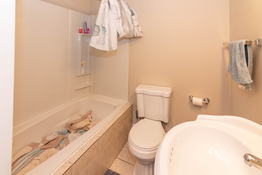 More Photos Of 1538 Light St, Baltimore Storefront Retail Residential For Sale