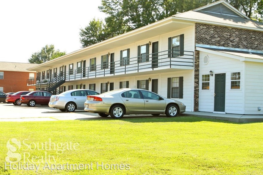 More Photos Of 2006 Oak Grove Rd, Hattiesburg Apartments For Sale