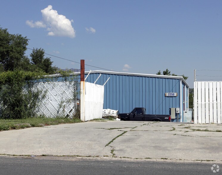 Primary Photo Of 2250 Busch Ave, Colorado Springs Warehouse For Lease