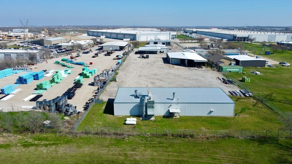 More Photos Of 13189 Harmon Rd, Fort Worth Warehouse For Sale