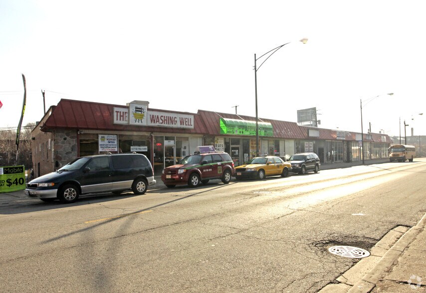 More Photos Of 6301-6329 N Ridge Ave, Chicago Unknown For Lease