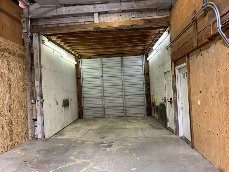 More Photos Of 625-661 Pacific Hwy, Rickreall Industrial For Sale