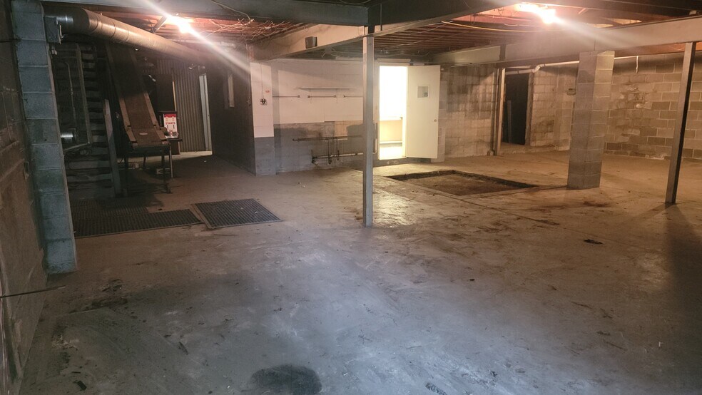 More Photos Of 2045 University Ave, Morgantown Convenience Store For Sale