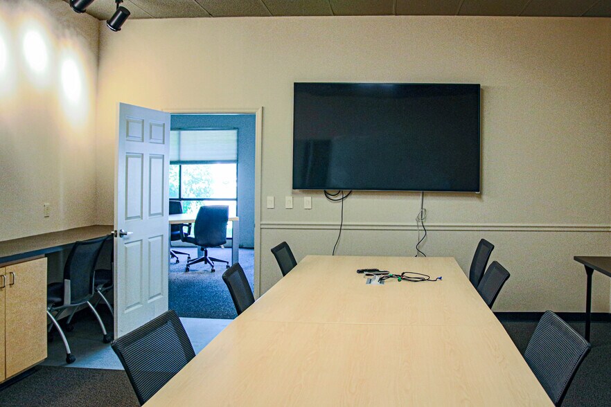 More Photos Of 1257 Sweeten Creek Rd, Asheville Office For Lease