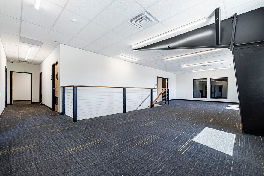 More Photos Of 1450 Enterprise Dr, Lemoore Warehouse For Sale