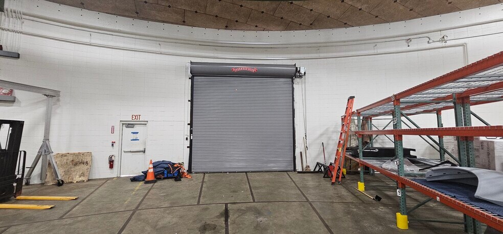 More Photos Of 45B Miry Brook Rd, Danbury Manufacturing For Sale