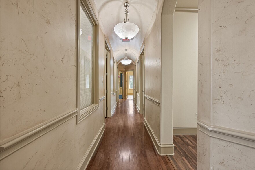 More Photos Of 4603 Colleyville Blvd, Colleyville Office For Sale