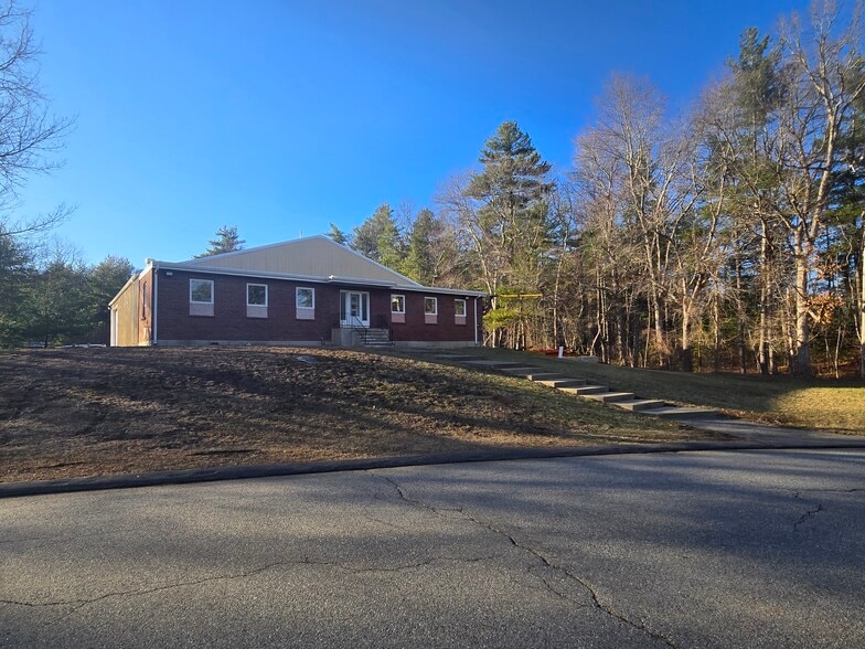 More Photos Of 5 Granite Rd, Acton Warehouse For Sale