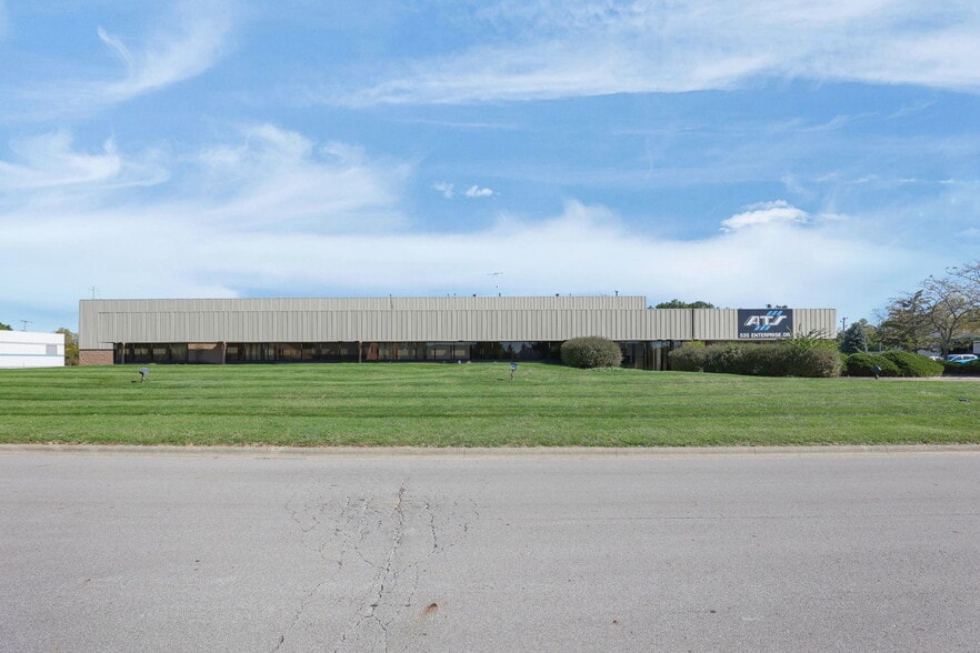 Primary Photo Of 535 Enterprise Dr, Lewis Center Warehouse For Lease